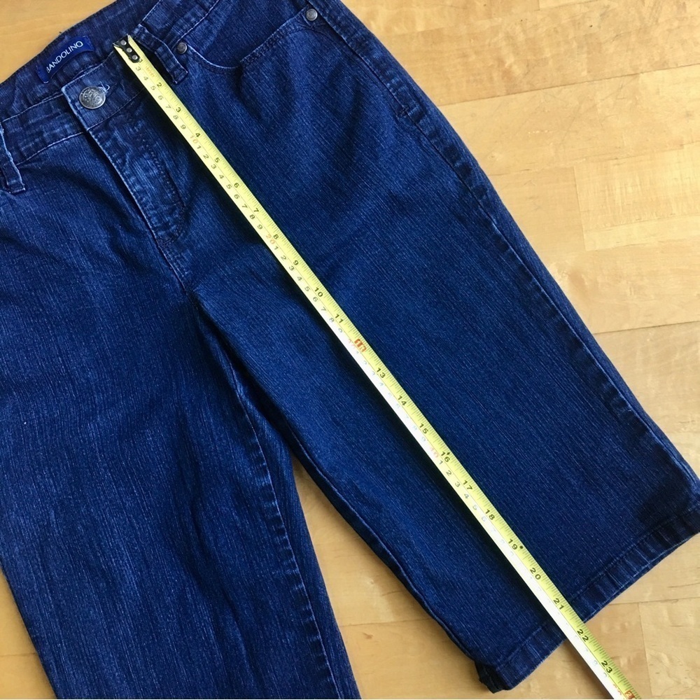 Bandolino Mid Rise Riley Bermuda Jean Shorts, Blue Denim, Size 6 - Picture 14 of 17